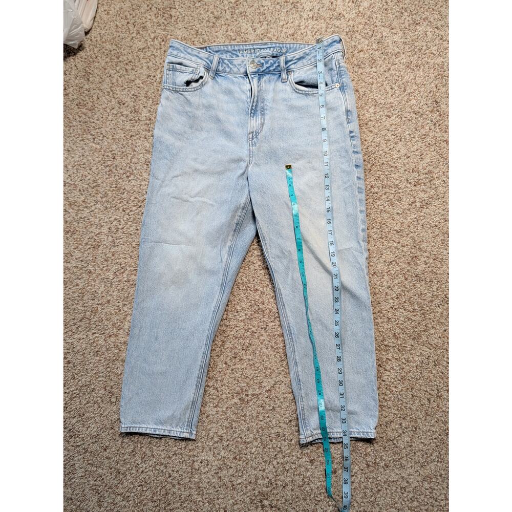 American Eagle Women's Mom Jean Strigid Light Wash Denim Cotton Pants 12 X-Short - Picture 5 of 9